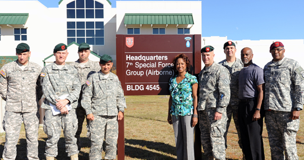 Jennifer visits with 7th Special Forces Group