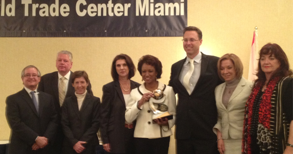 Jennifer March 2013 receives International Women Award for her work <br>in increasing international trade